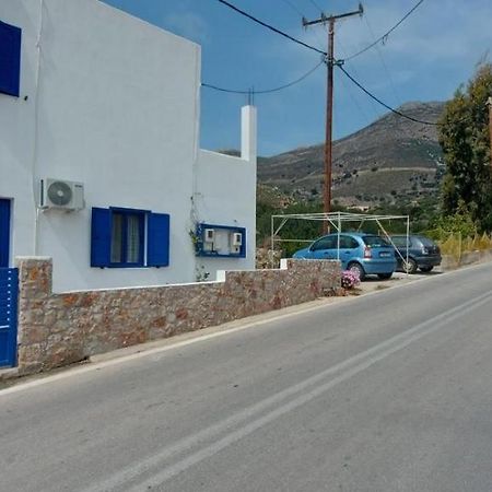 Dionysia Apartments Livadia  Eksteriør bilde