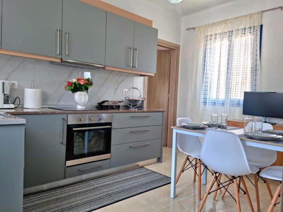 Dionysia Apartments Livadia  Eksteriør bilde