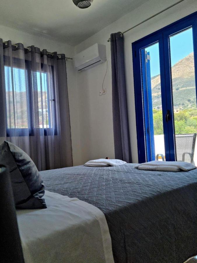 Dionysia Apartments Livadia  Eksteriør bilde