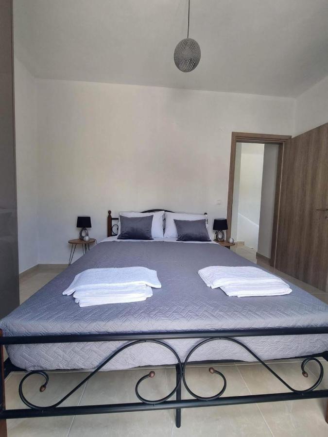 Dionysia Apartments Livadia  Eksteriør bilde