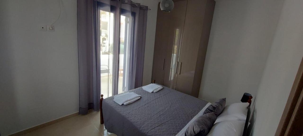 Dionysia Apartments Livadia  Eksteriør bilde